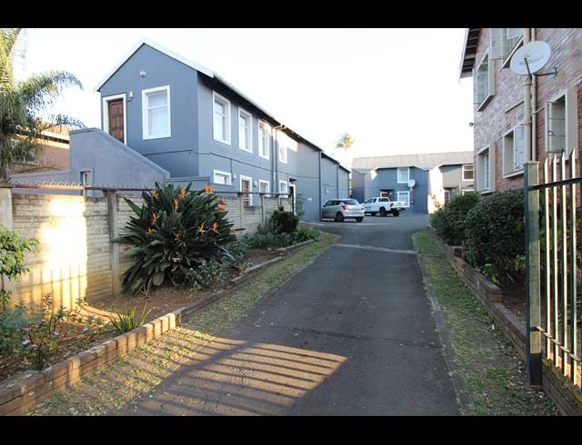 1 BEDROOM APARTMENT FOR SALE IN SCOTTSVILLE